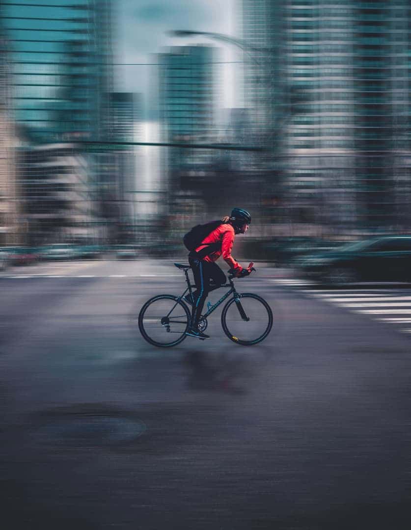 Cycling through autumn: how Europeans keep riding safely and sustainably