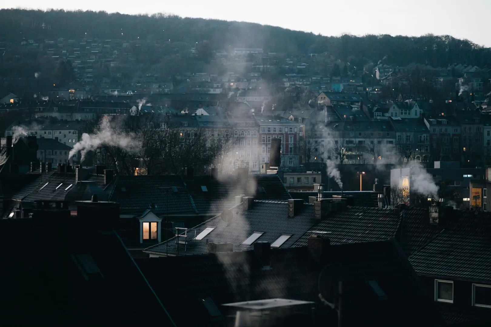Astuces chauffage hiver 2025 : comment réduire sa facture sans rénover