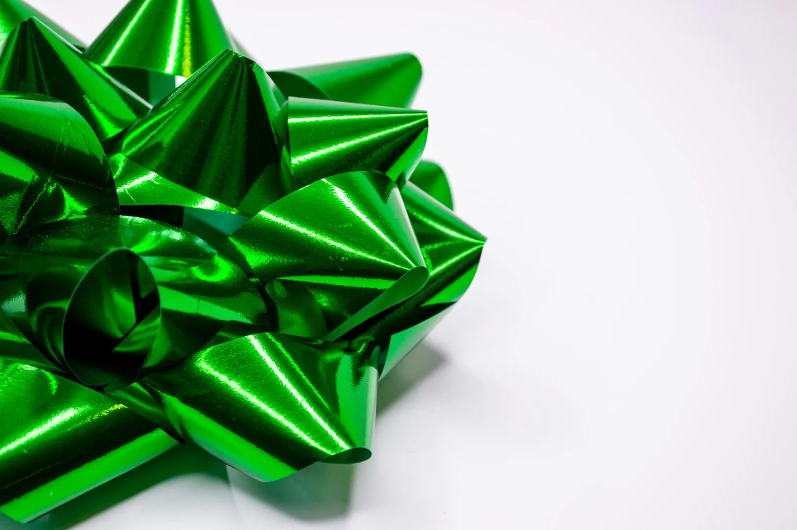 The Great Green Gift Swap 2025: Why Europe Is Switching to Low-Waste Gifting, Rental Gifts & Circular Christmas Traditions